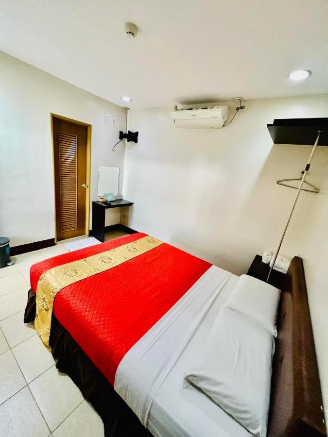 Park Avenue Residence Inn&Suites Davao City Extérieur photo