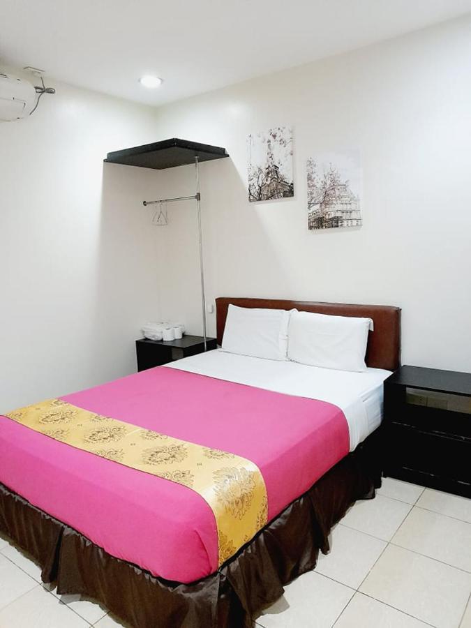 Park Avenue Residence Inn&Suites Davao City Extérieur photo