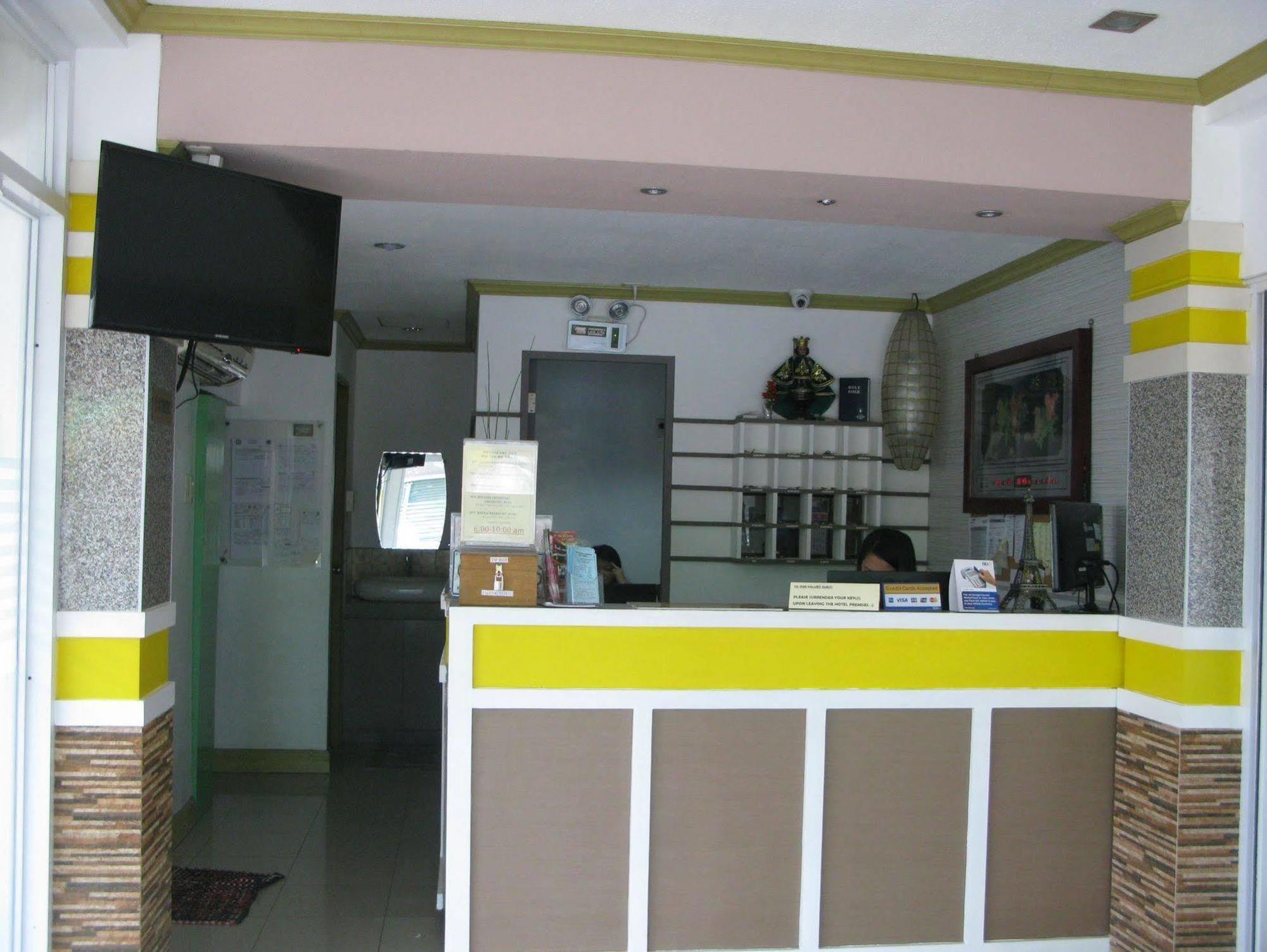 Park Avenue Residence Inn&Suites Davao City Extérieur photo