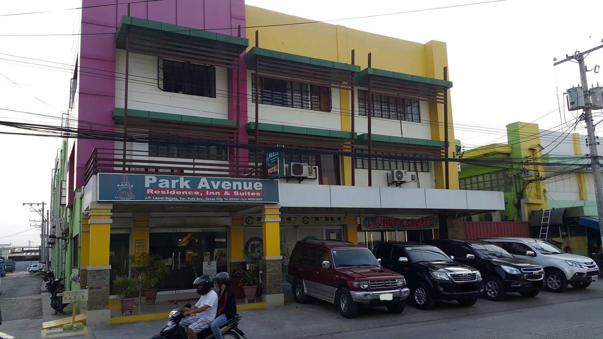Park Avenue Residence Inn&Suites Davao City Extérieur photo